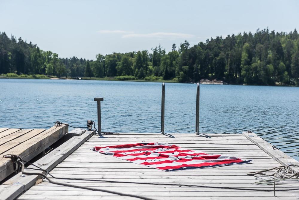 Sjoestuga Myttinge Värmdö エクステリア 写真