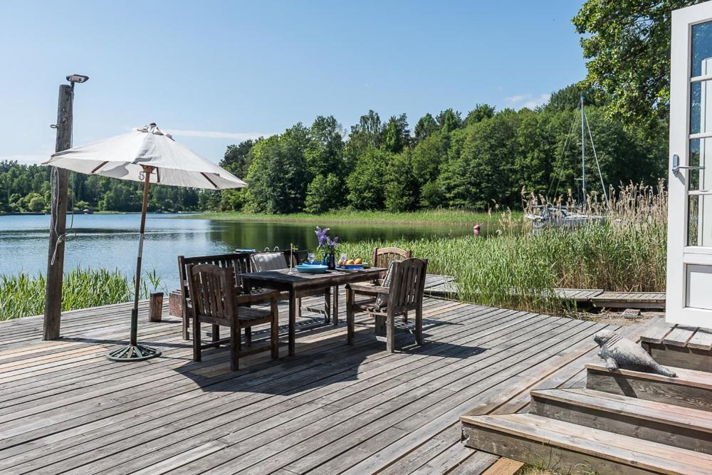 Sjoestuga Myttinge Värmdö エクステリア 写真