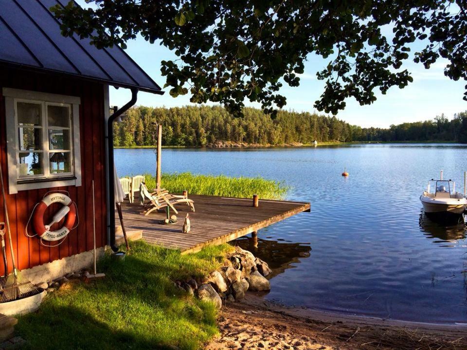 Sjoestuga Myttinge Värmdö エクステリア 写真